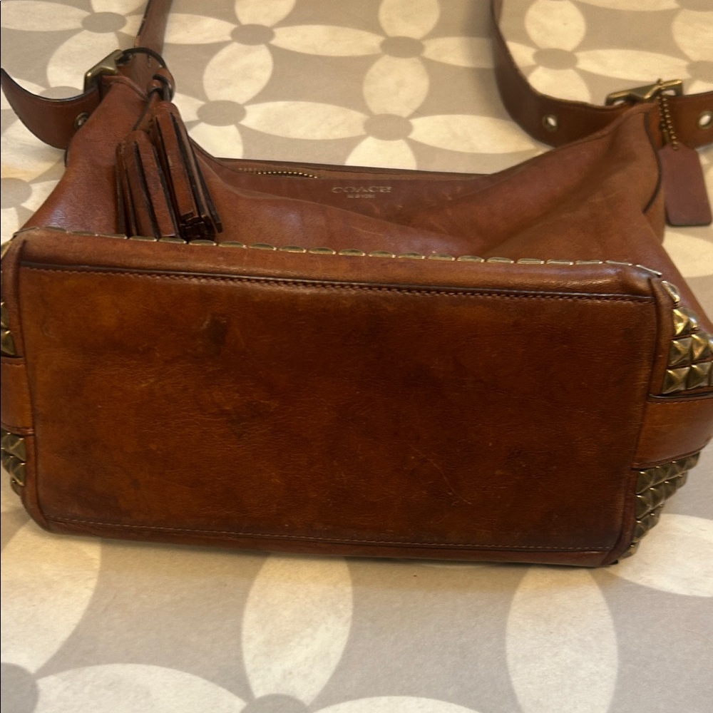 Coach VINTAGE Dark Brown Leather Shoulder Bag - Picture 5 of 13